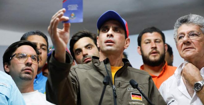 Capriles dice en Twitter dice que ha sido inhabilitado por 15 años sin aportar pruebas