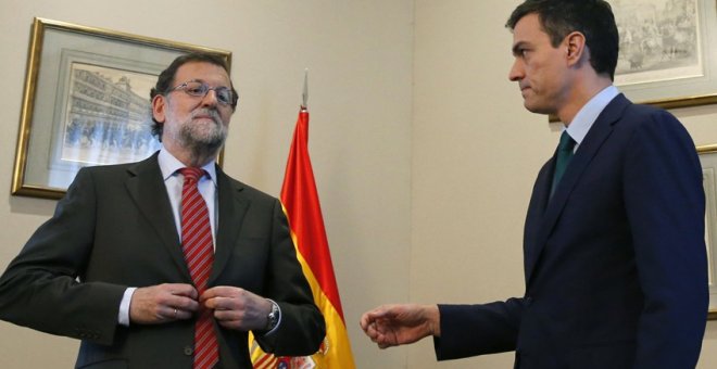 Sánchez llama a Rajoy y le da garantías de su oposición al referéndum en Catalunya