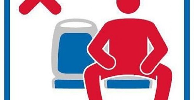 Los autobuses de Madrid llevarán pegatinas contra el 'manspreading'