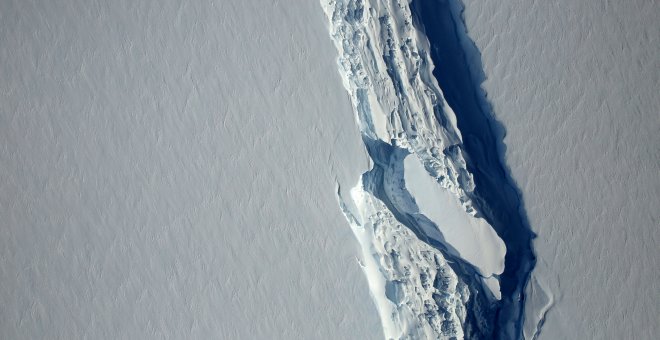El mayor iceberg de la historia se desprende de la Antártida
