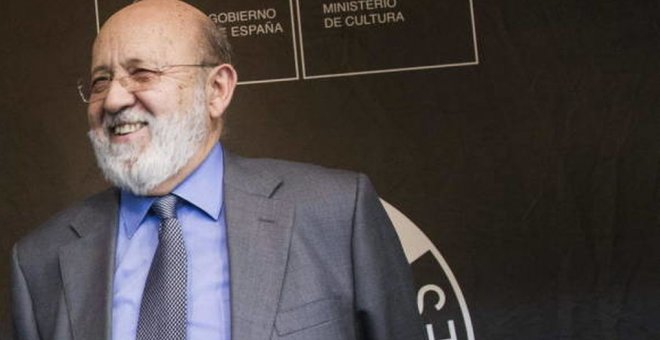 Golpe de mano de Sánchez en el 'think tank' del PSOE: Alfonso Guerra, destituido