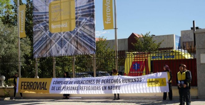 Amnistía Internacional denuncia el enriquecimiento de Ferrovial gracias a varios centros de tramitación de refugiados