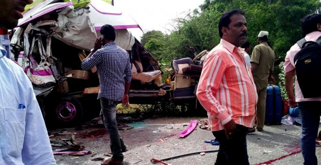 Mueren cuatro españoles y otros siete resultan heridos en un accidente de autobús en la India