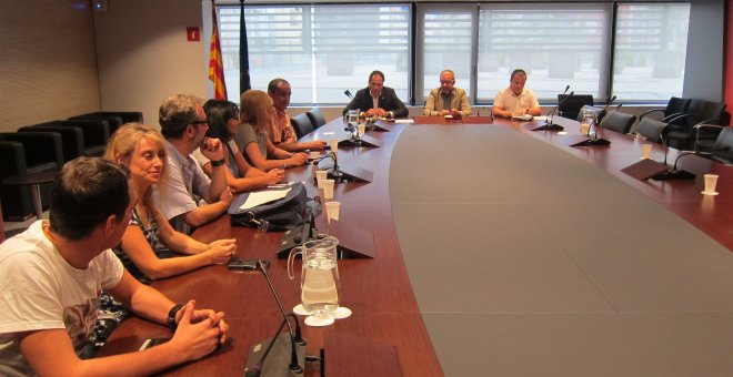 La Generalitat propone que Eulen readmita a los despedidos para parar la huelga