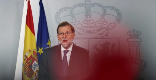 El PP resiste y el PSOE se hace fuerte durante la crisis en Catalunya