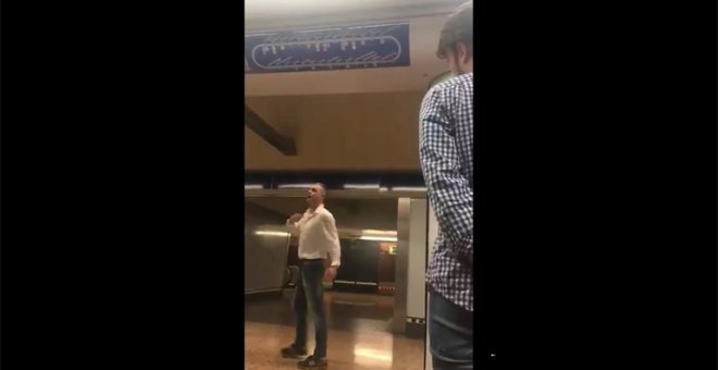 La Policía busca al neonazi que insultó a una pareja magrebí en el Metro de Madrid