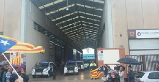 La Guardia Civil requisa 100.000 cartells de la campanya de promoció del referèndum