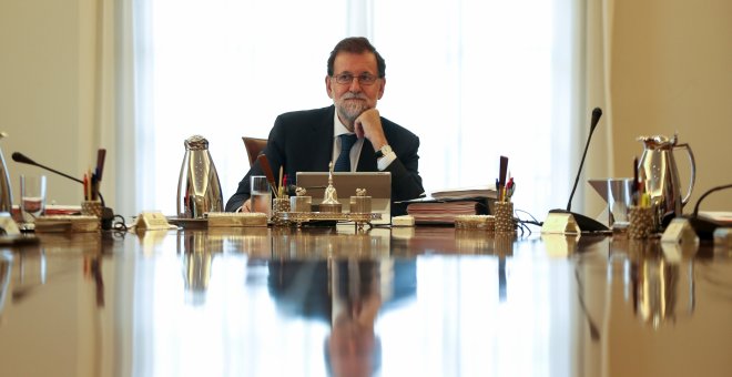 Las alternativas de Rajoy en caso de una declaración de independencia y otras cuatro noticias que no debes perderte este viernes, 6 de octubre