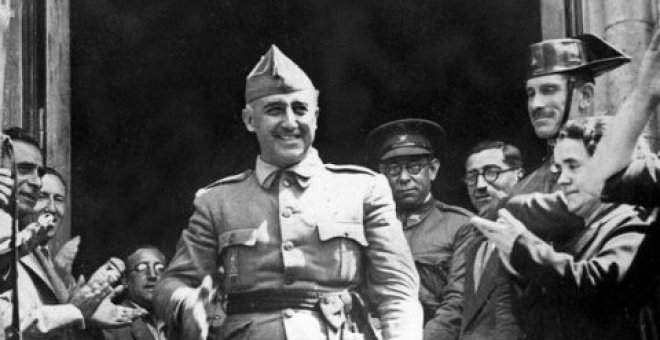 Defensa investiga a los cinco reservistas que firmaron un manifiesto que exaltaba a Franco