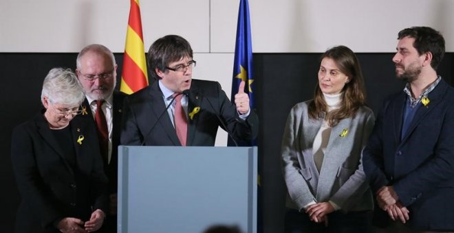 JuntsxCat demana formalment la delegació del vot de Puigdemont, Ponsatí i Puig per al ple d'investidura