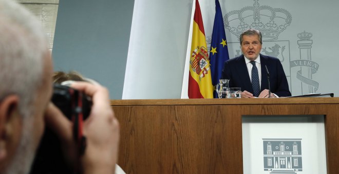 El Gobierno da por hecho que el TC impedirá la investidura telemática de Puigdemont