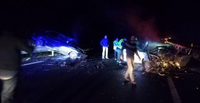 Fallecen tres personas en Cantabria tras una colisión con un conductor 'kamikaze'