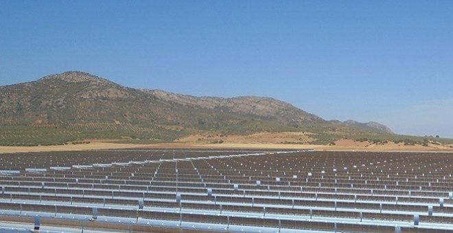 Acciona negocia la venta de las cinco termosolares que tiene en España al grupo británico ContourGlobal