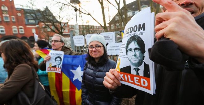 El tribunal alemán amplía la detención preventiva de Carles Puigdemont