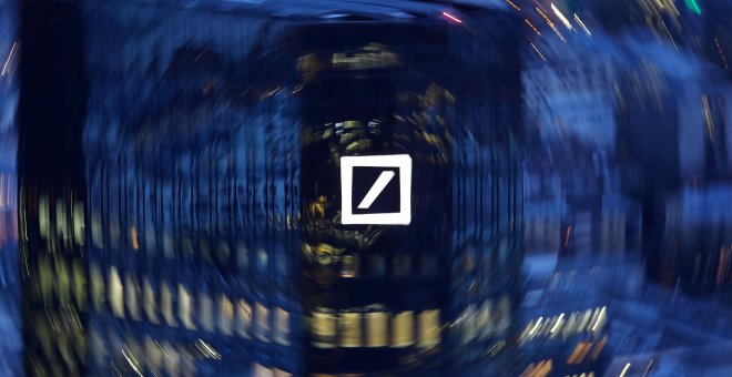 Deutsche Bank planea recortes en su filial de banca de inversión
