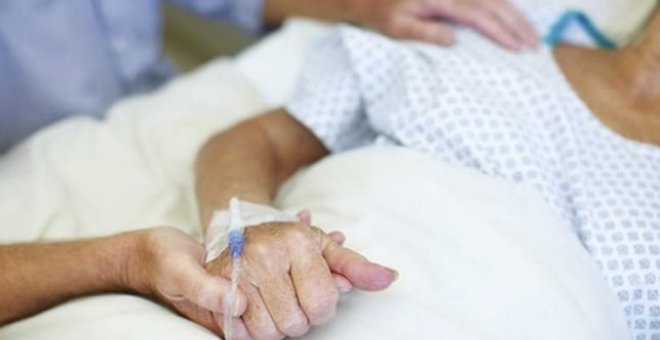 El Congreso vota a favor de dar el primer paso para la despenalizar la eutanasia