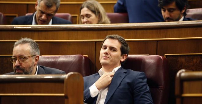 Albert Rivera ignora a Pedro Sánchez y mantendrá al PP en el gobierno de Madrid