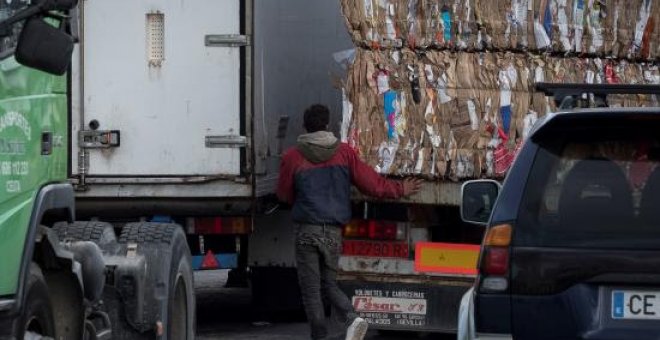 Dos años y medio de prisión para el camionero que arrolló mortalmente a un joven inmigrante en Ceuta