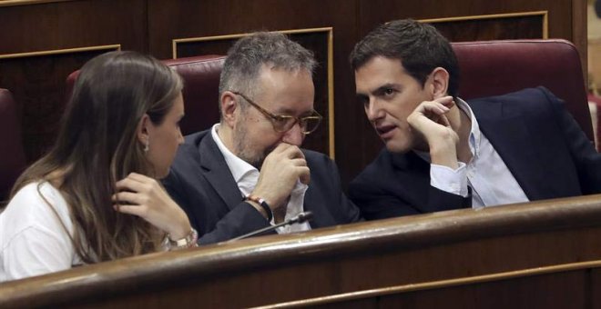 Rivera pide mantener el 155 dos días después de su plante a Rajoy