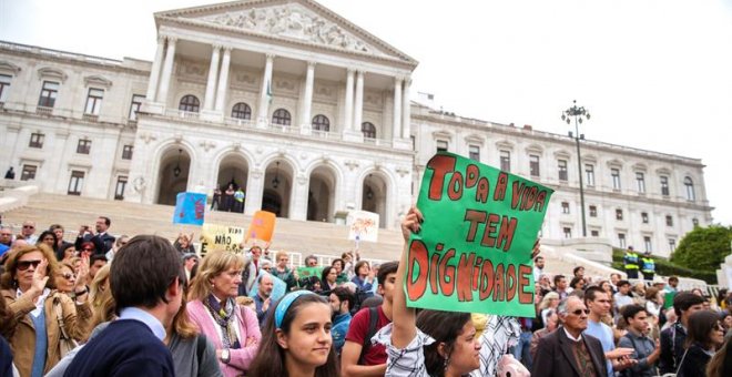 El Parlamento de Portugal rechaza despenalizar la eutanasia