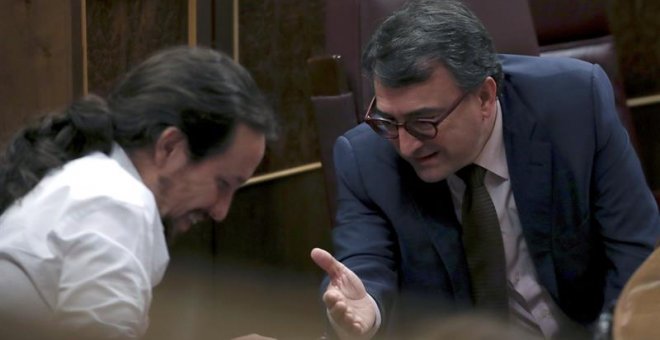 El PNV, a regañadientes, apoyará la moción de censura contra Rajoy