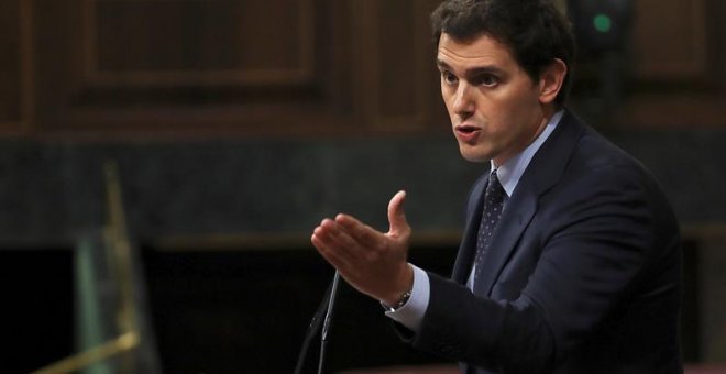 Rivera propone a Rajoy pactar el fin de la legislatura