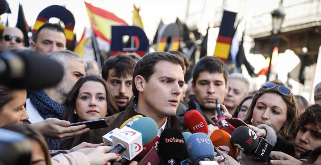 Ciudadanos 'compra' la asociación policial Jusapol para que le haga campaña a Rivera