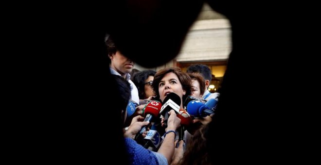 Villarejo trata de relacionar a Sáenz de Santamaría con el espionaje a Pablo Iglesias