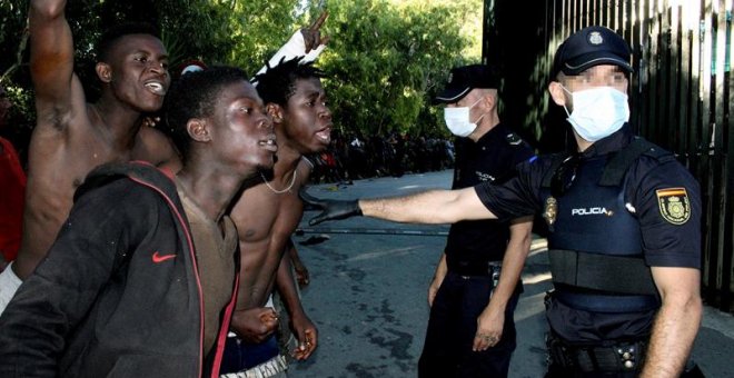 Detenidos 10 migrantes por organizar el salto a la valla de Ceuta de julio