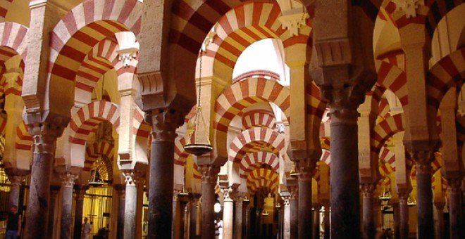 Una comisión de expertos propone recurrir al Tribunal Constitucional para anular la inmatriculación de la Mezquita de Córdoba