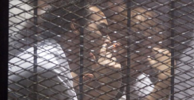 Egipto emite 75 penas de muerte y cientos de cárcel, una de ellas a un fotógrafo