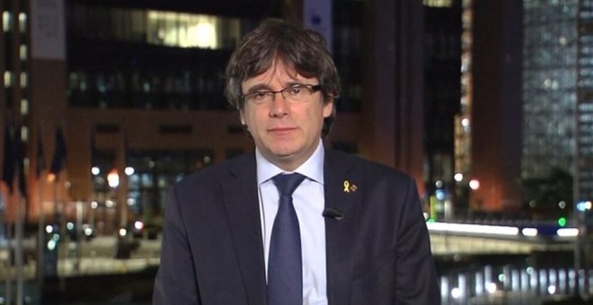 Puigdemont expressa el desig d'acordar estratègies amb ERC