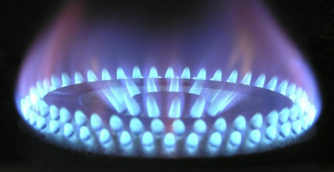 Facua denuncia que el año empieza con la cuarta tarifa de gas natural más cara de la historia
