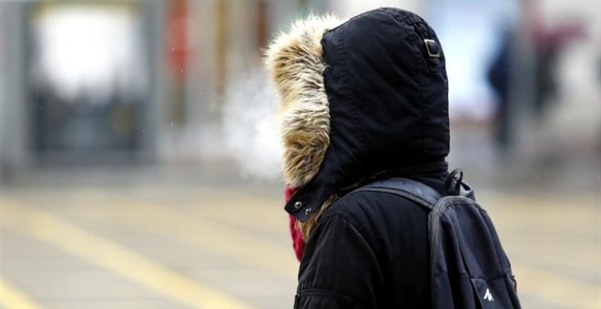 Llega la nieve y bajan las temperaturas en todo el país