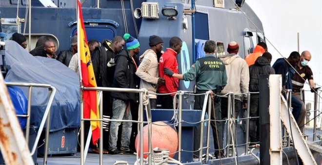 Rescatan a 320 inmigrantes de seis pateras en el Estrecho de Gibraltar
