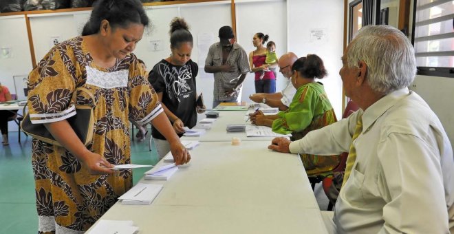 Nueva Caledonia elige seguir en Francia en un referéndum con baja participación