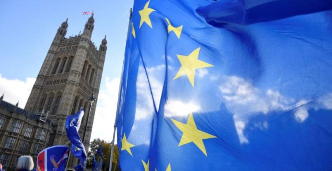 Los 27 de la Unión Europea aprueban el acuerdo sobre el brexit