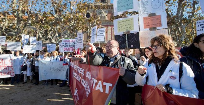 Médicos de Atención Primaria de Madrid denuncian su situación en El Retiro