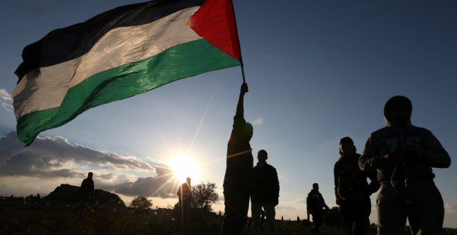 Dos palestinos tiroteados por las fuerzas de seguridad de Israel durante las protestas en Gaza