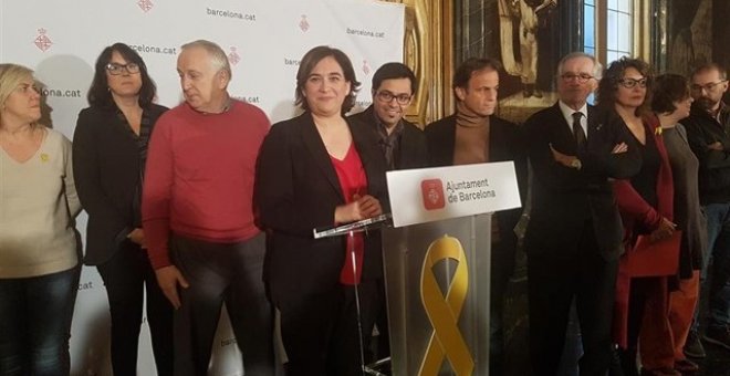 Colau crida a formar "un front ampli" contra el judici "profundament injust" de l'1-O