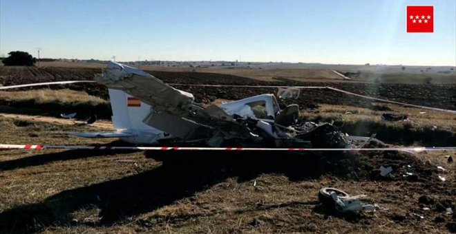 Mueren dos personas al caer una avioneta en la localidad madrileña de Quijorna