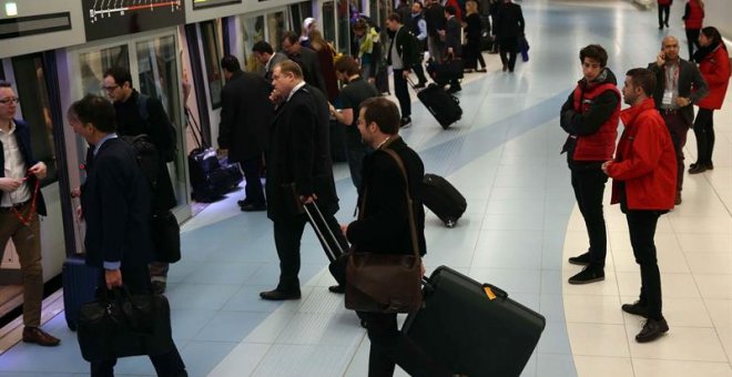 Trabajadores del Metro de Barcelona inician paros este lunes coincidiendo con el MWC