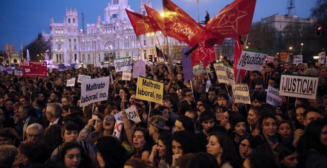 8M: Con vosotras, ni un paso atrás