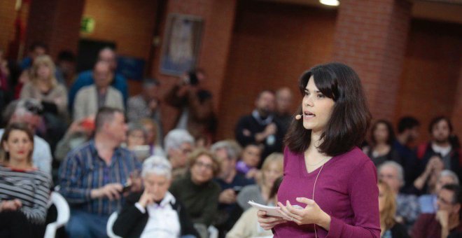 Isabel Serra inicia su campaña con la propuesta de una asignatura de feminismo en Madrid