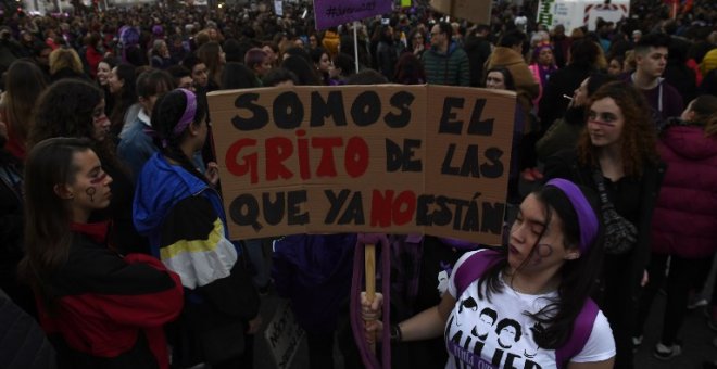 Caos y desinformación sobre la posibilidad de celebrar concentraciones por el 8M fuera de Madrid