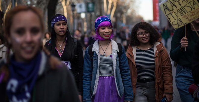 La ola morada inunda las calles españolas para clamar contra la violencia machista