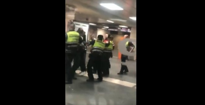 Renfe aparta els agents de seguretat denunciats per una agressió racista