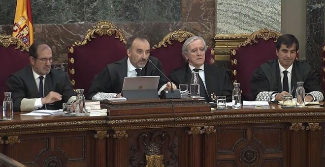 Un abogado advierte de un testigo repetido y Marchena se lo agradece: "Qué haríamos sin usted, señor Pina"