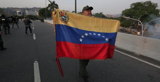 La "fase final" de la operación de Guaidó contra Maduro, en imágenes