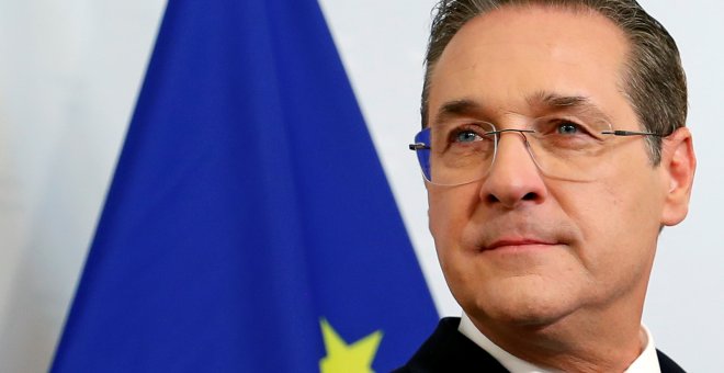 Austria adelanta las elecciones tras dimitir su socio ultra por un caso de corrupción